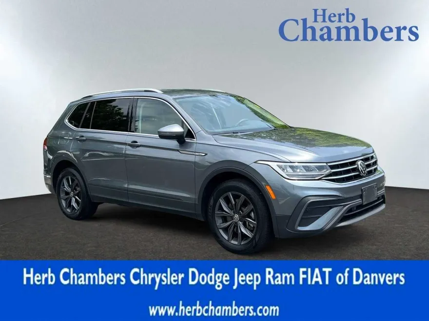 2022 Volkswagen Tiguan SE photo 1