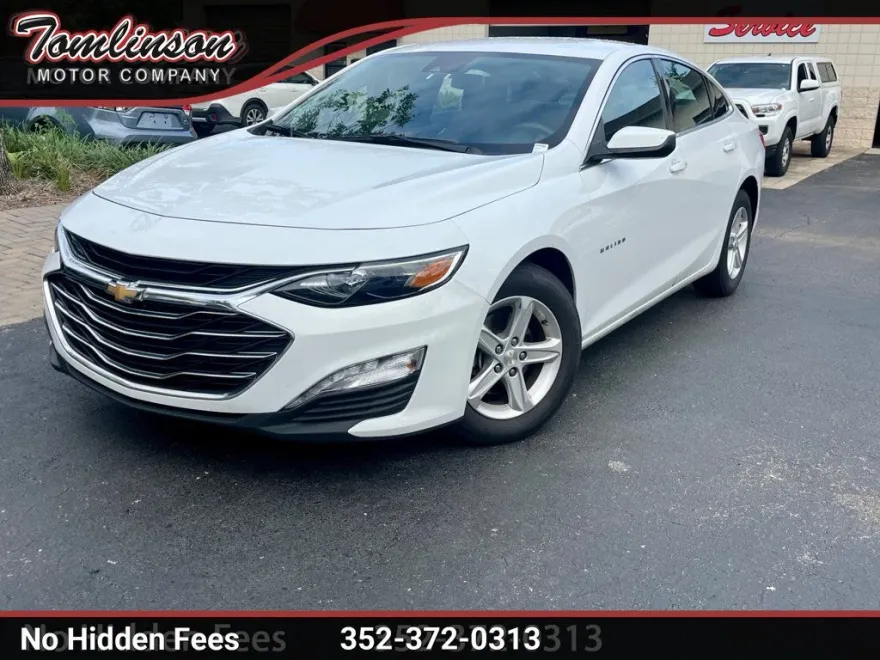 2024 Chevrolet Malibu 1LT photo 1