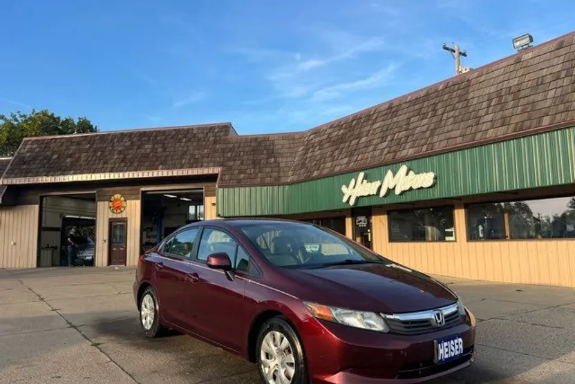 2012 Honda Civic LX photo 1