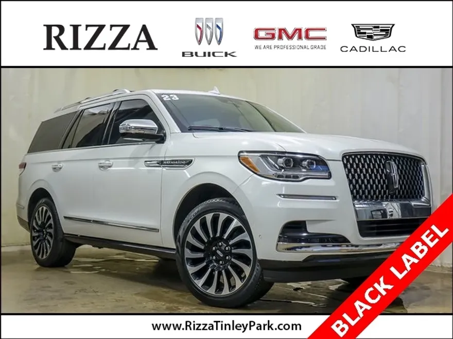 2023 Lincoln Navigator Black Label photo 1