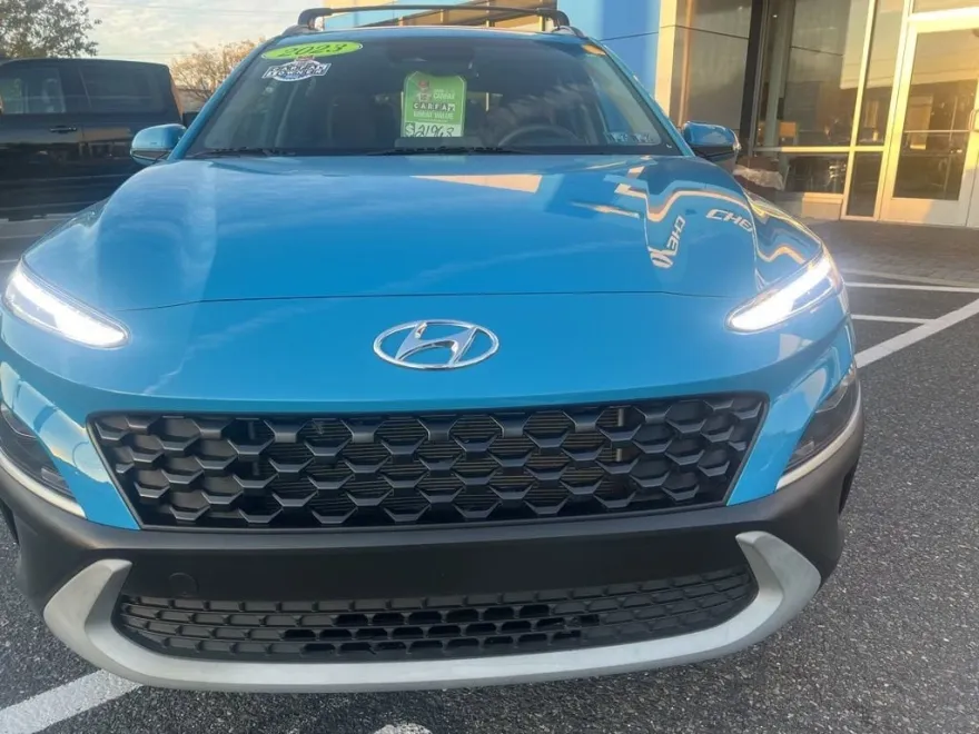 2023 Hyundai Kona SEL photo 1