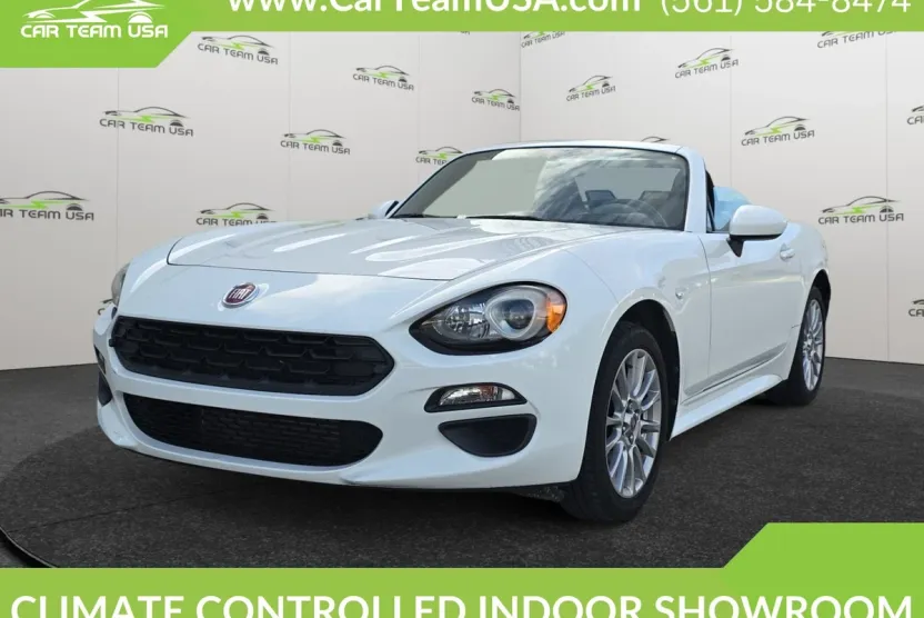 2019 Fiat 124 Spider Classica photo 1