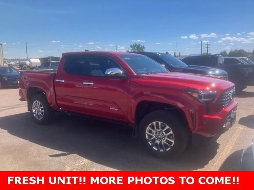 2024 Toyota Tacoma 4x4 SR5 photo 1