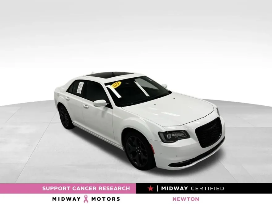 2023 Chrysler 300 S photo 1