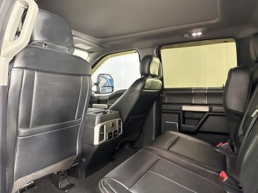 2021 Ford F-350 photo 1