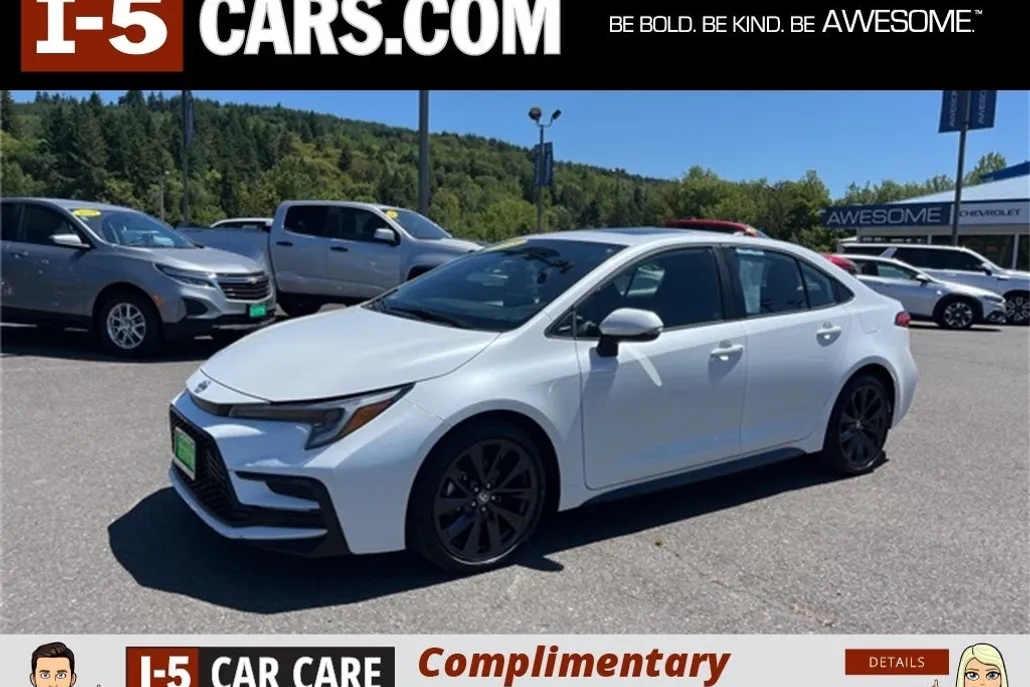2023 Toyota Corolla XSE photo 1