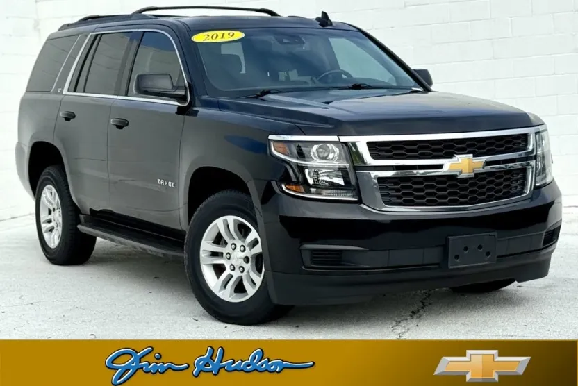 2019 Chevrolet Tahoe LT photo 1