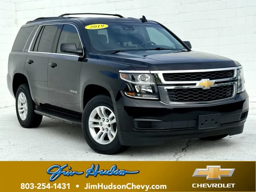 2019 Chevrolet Tahoe LT photo 1