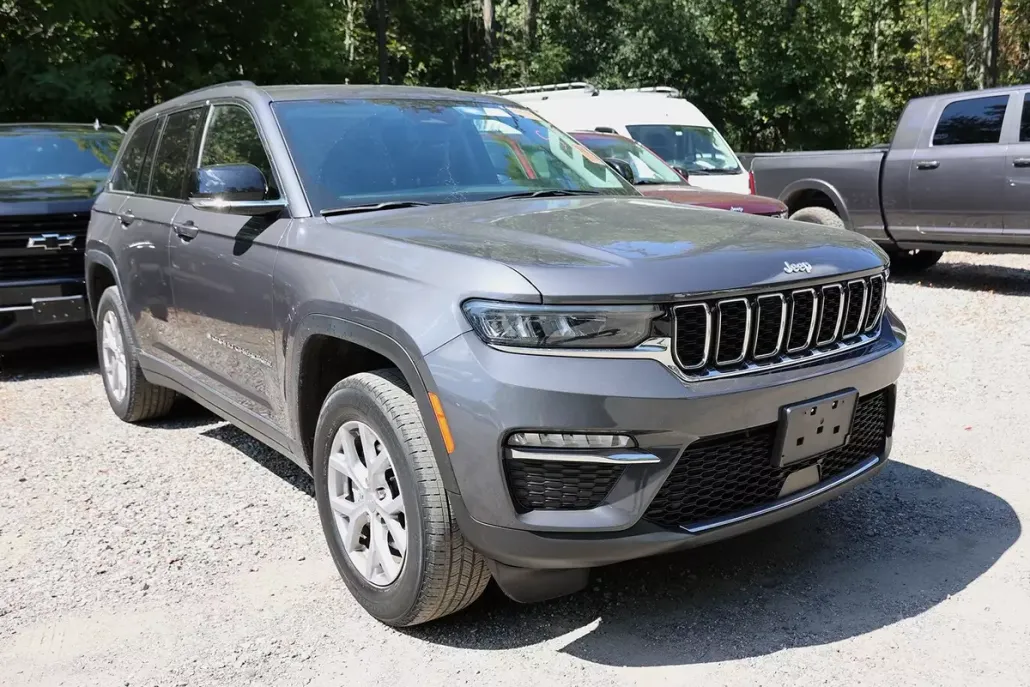 2022 Jeep Grand Cherokee Limited photo 1