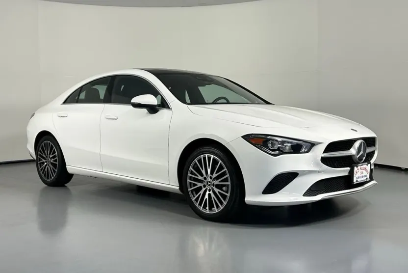 2020 Mercedes Benz CLA 250 4MATIC photo 1