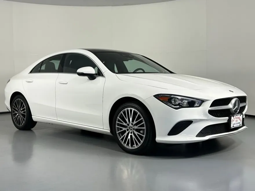 2020 Mercedes Benz CLA 250 4MATIC photo 1