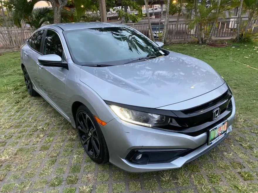 2020 Honda Civic Sport photo 1