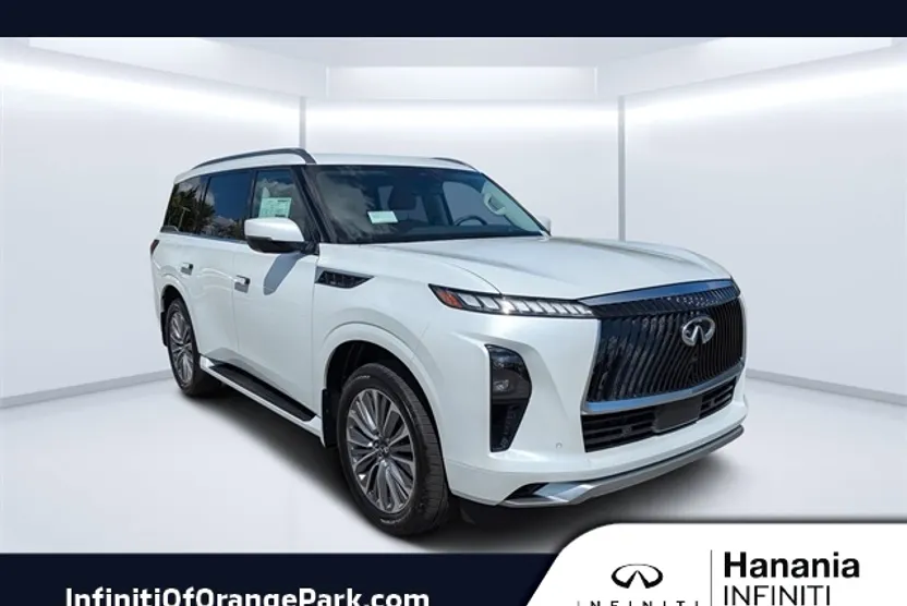 2026 Infiniti QX80 Luxe photo 1
