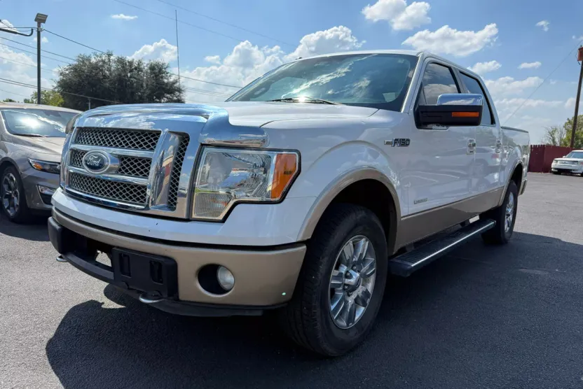 2012 Ford F-150 Lariat photo 1