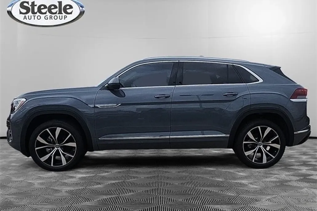 2025 Volkswagen Atlas Cross Sport SEL Premium R-Line photo 1