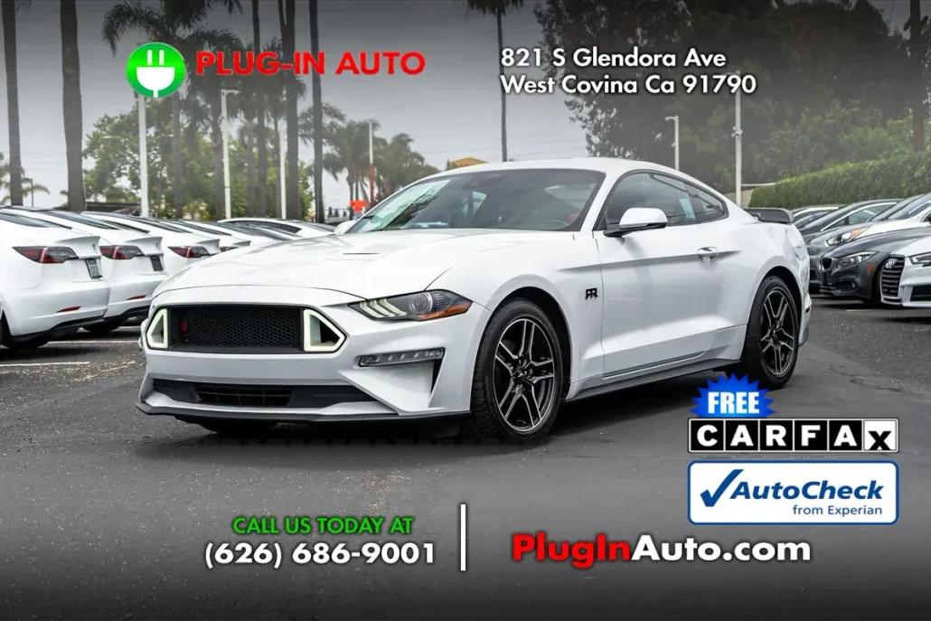 2022 Ford Mustang EcoBoost Premium photo 1