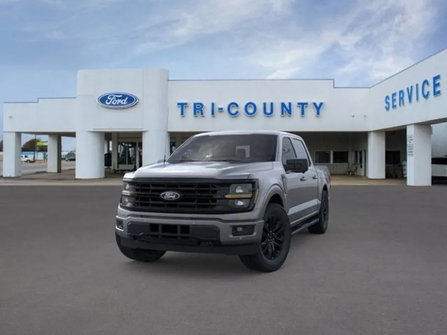 2025 Ford F-150 XLT photo 1