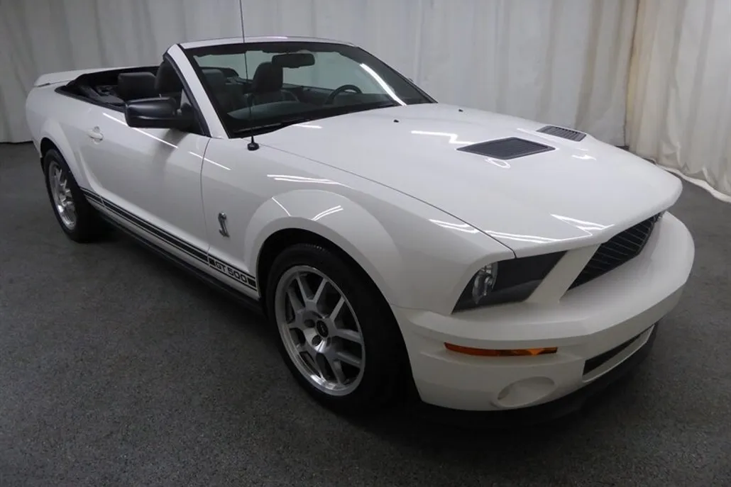 2008 Ford Mustang Shelby GT500 photo 1