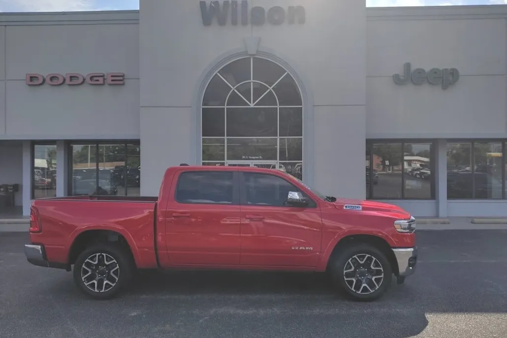 2025 Ram 1500 Laramie photo 1