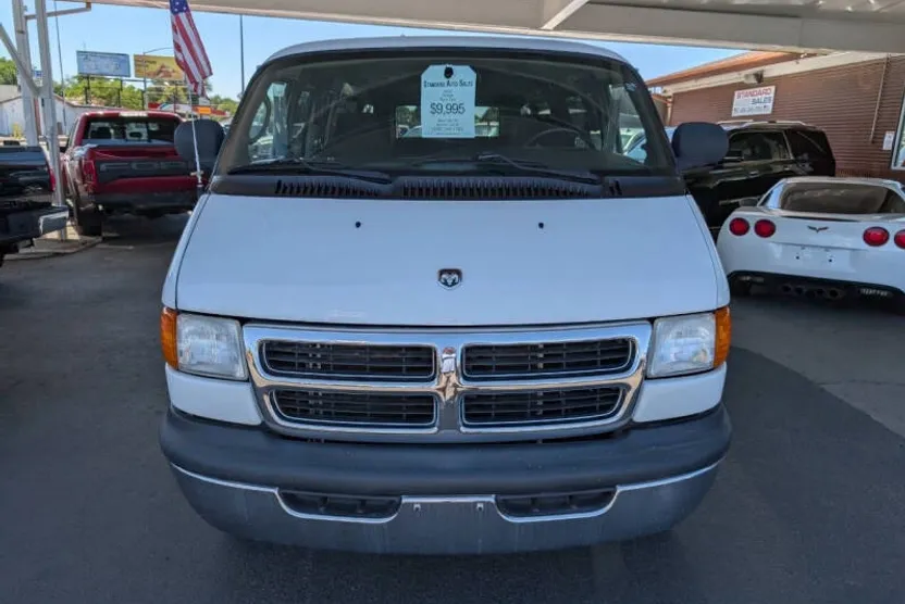 2002 Dodge Ram Van 3500 photo 1