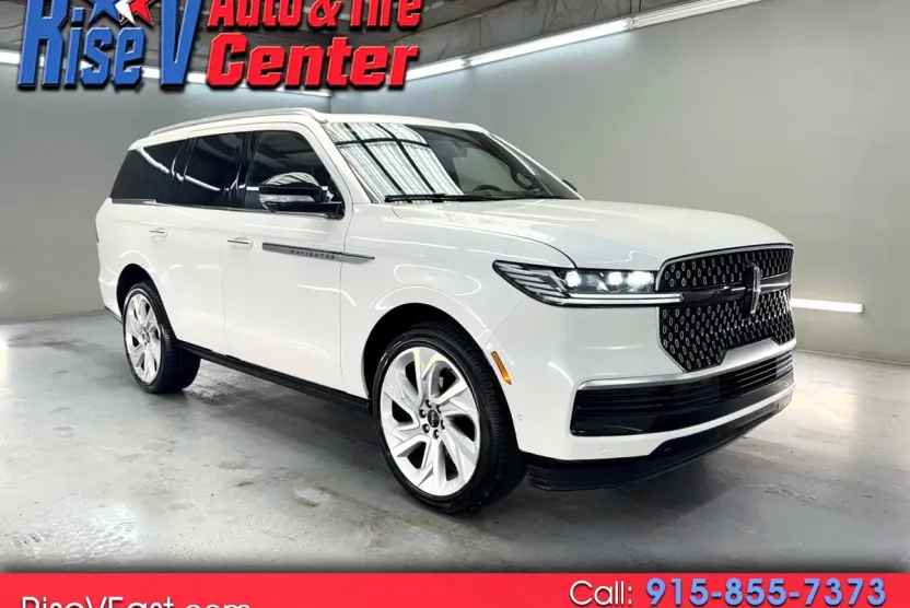 2025 Lincoln Navigator Reserve photo 1