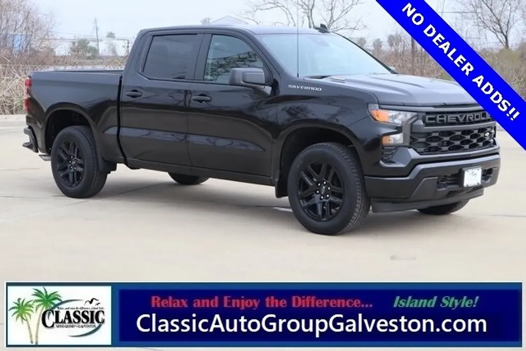 2025 Chevrolet Silverado 1500 Custom photo 1