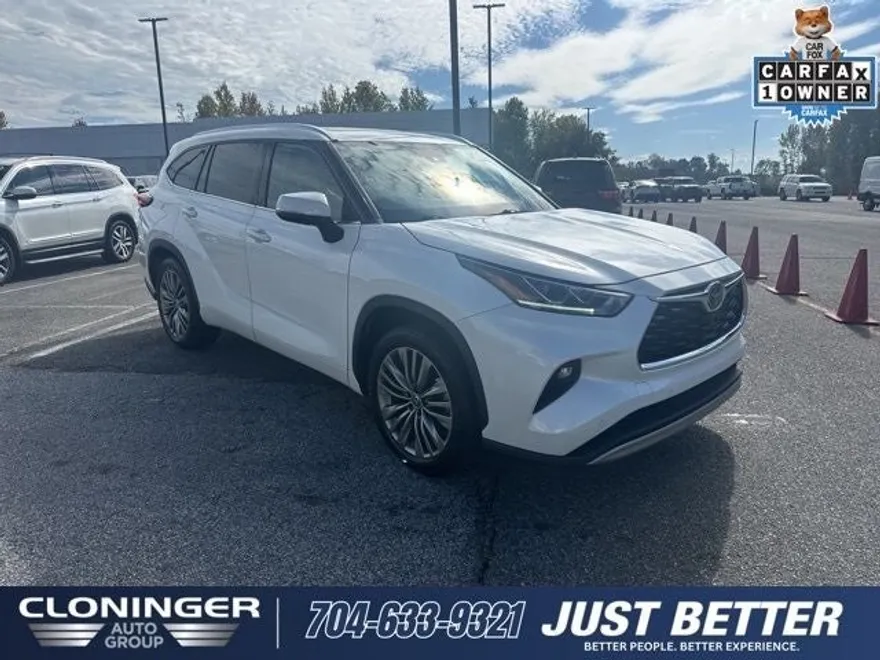 2021 Toyota Highlander Platinum photo 1