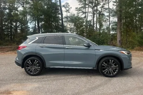 2023 Infiniti QX50 Sensory AWD photo 2