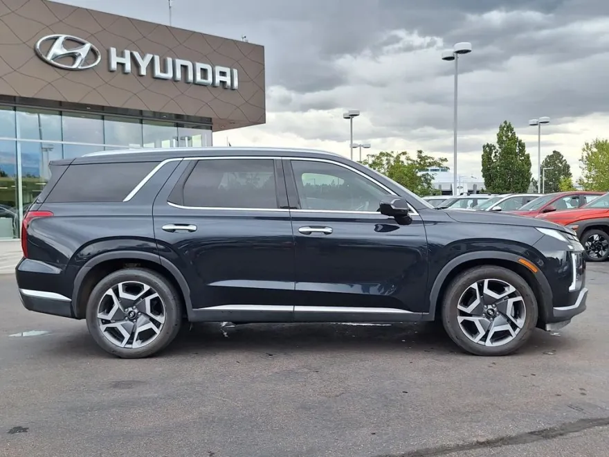 2023 Hyundai Palisade Limited photo 1