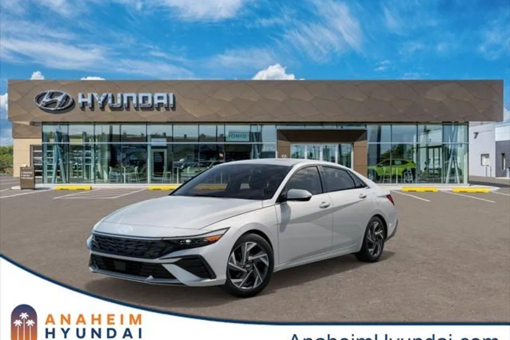 2025 Hyundai Elantra Limited photo 1