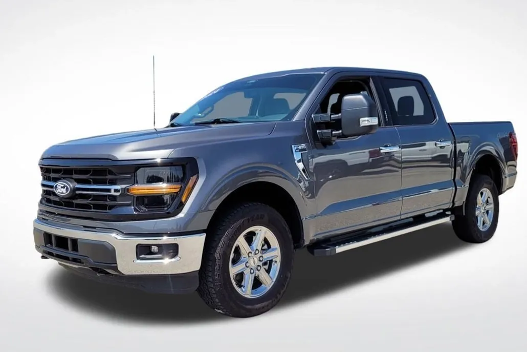 2024 Ford F-150 XLT photo 1