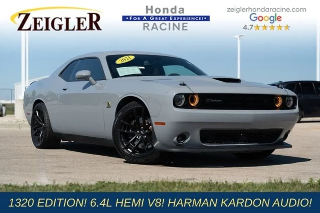 2021 Dodge Challenger R/T Scat Pack photo 1