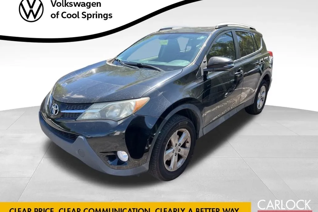 2013 Toyota RAV4 XLE photo 1