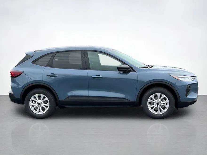 2026 Ford Escape Active photo 1