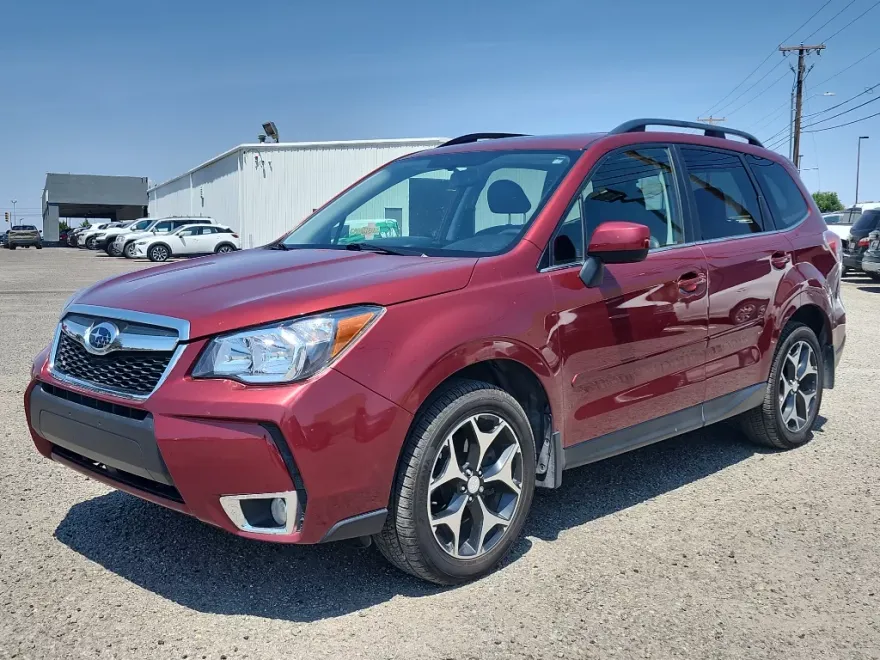 2016 Subaru Forester 2.0XT Premium photo 1