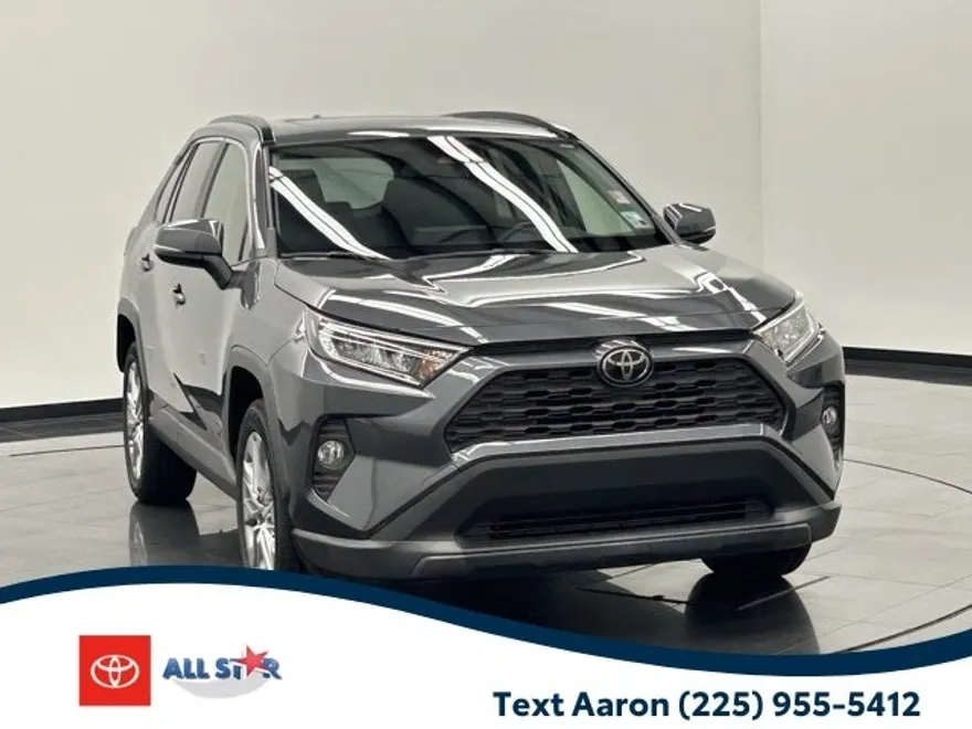 2021 Toyota RAV4 XLE Premium photo 1
