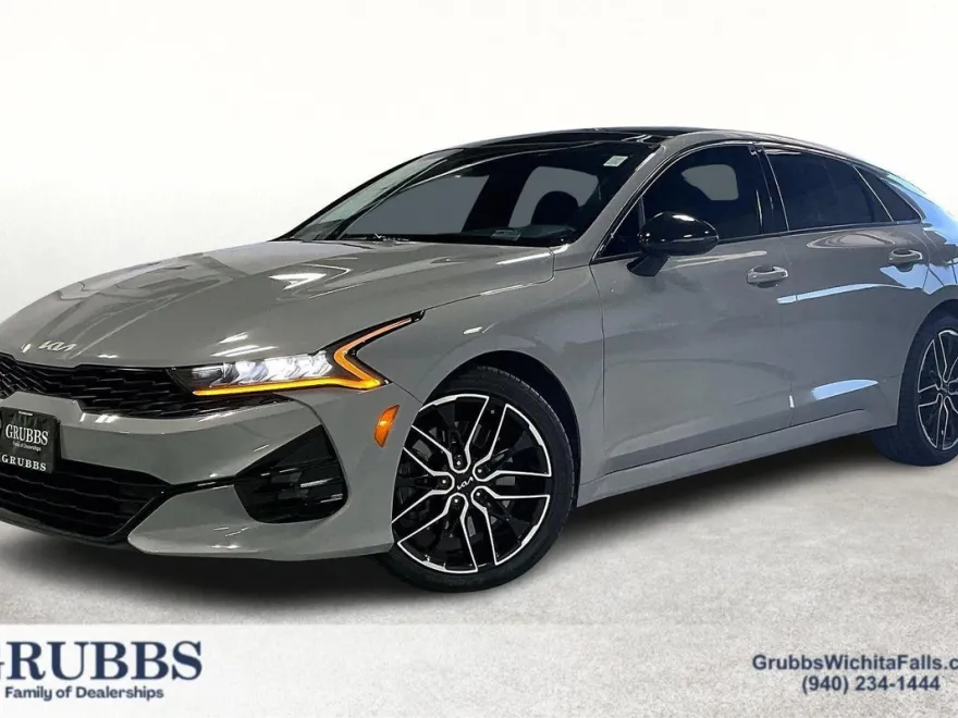 2023 Kia K5 GT photo 1