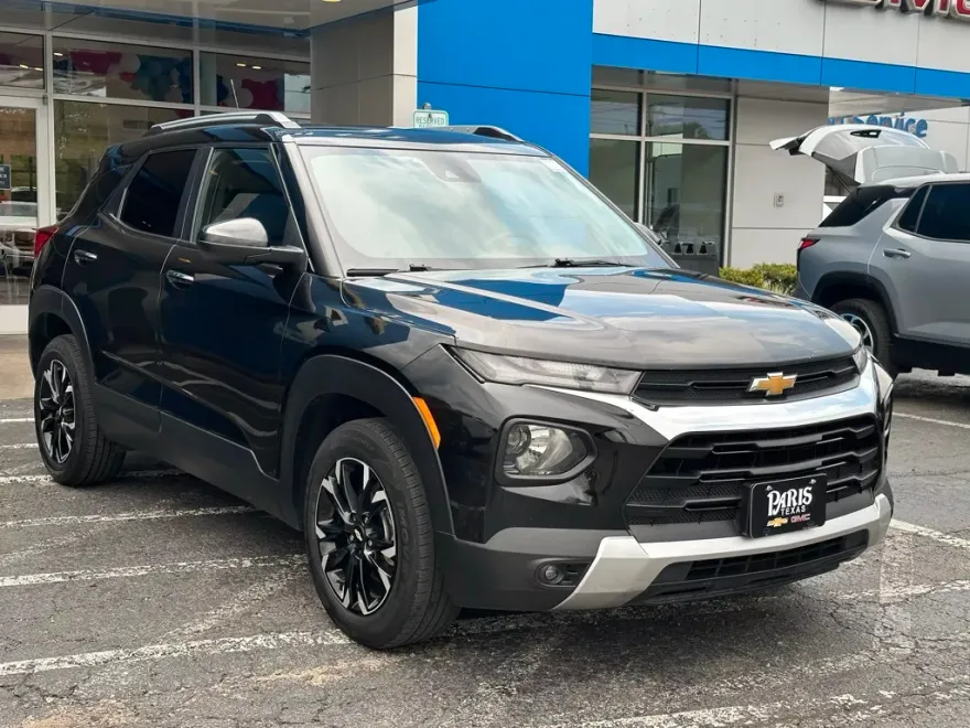 2023 Chevrolet Trailblazer LT photo 1