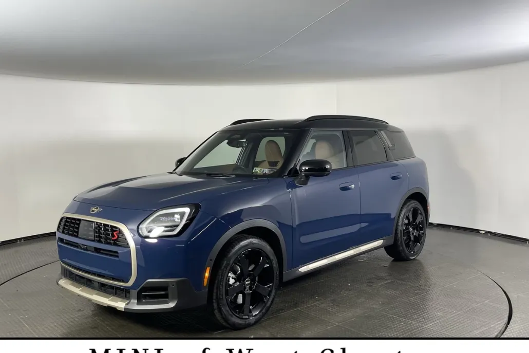 2025 Mini Cooper S ALL4 photo 1