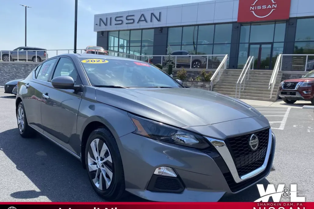 2022 Nissan Altima 2.5 S photo 1