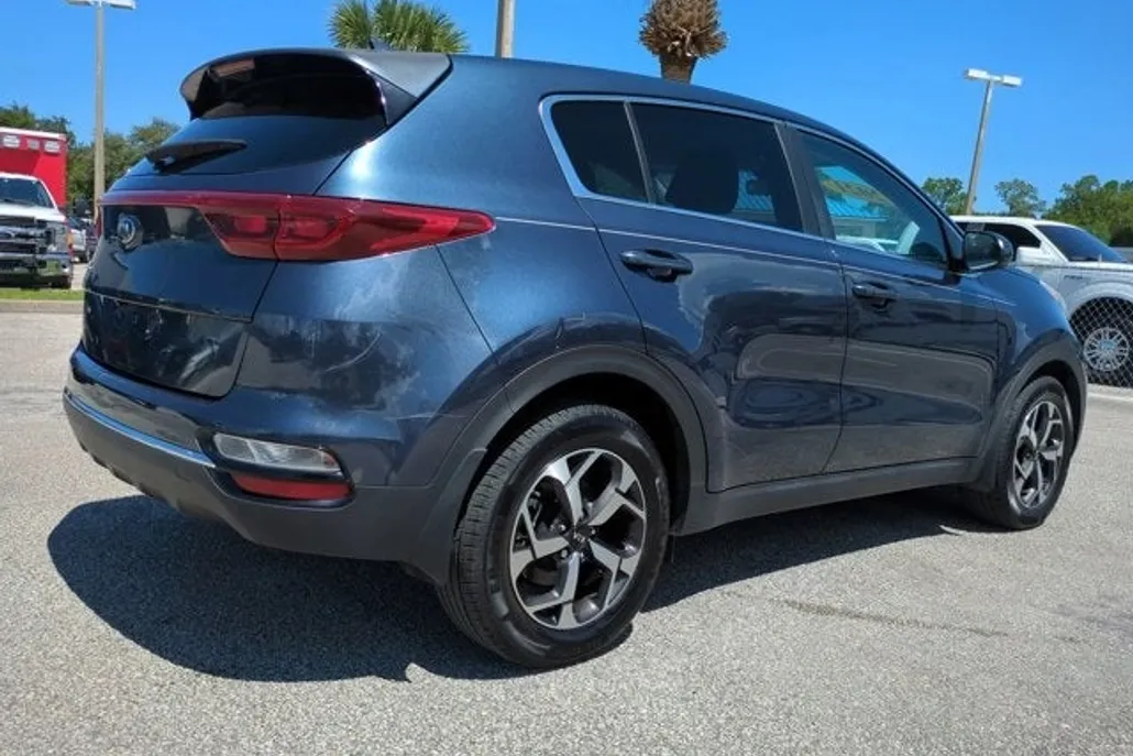 2021 Kia Sportage LX photo 1