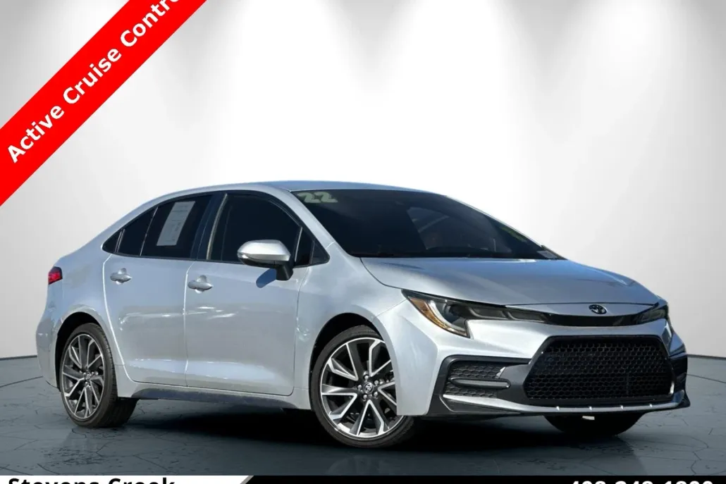 2022 Toyota Corolla SE photo 1