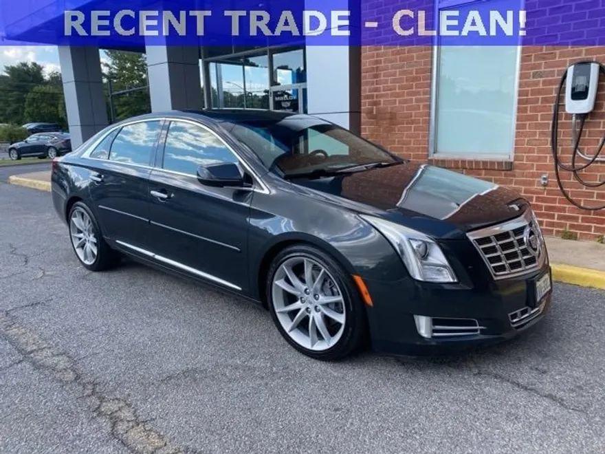 2013 Cadillac XTS Premium photo 1