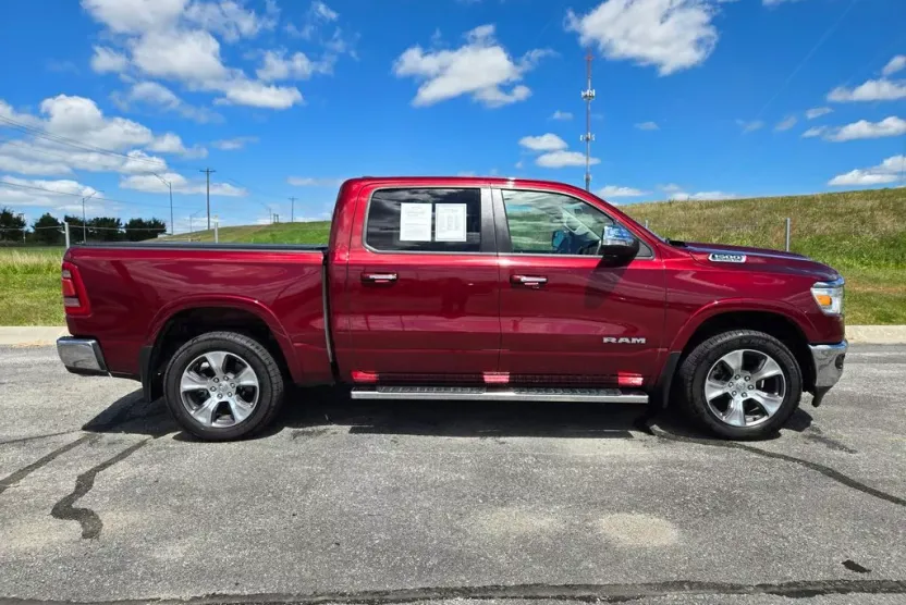 2022 Ram 1500 Laramie photo 1