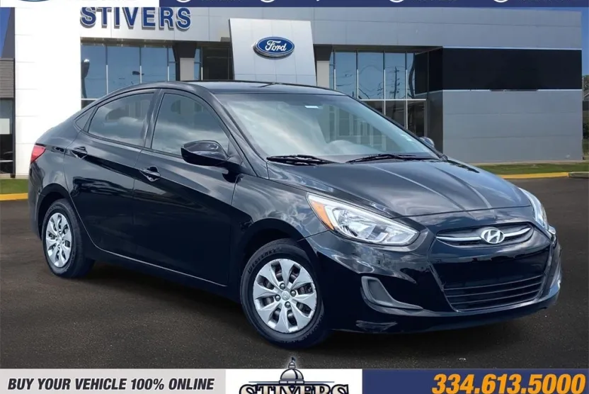 2017 Hyundai Accent SE photo 1