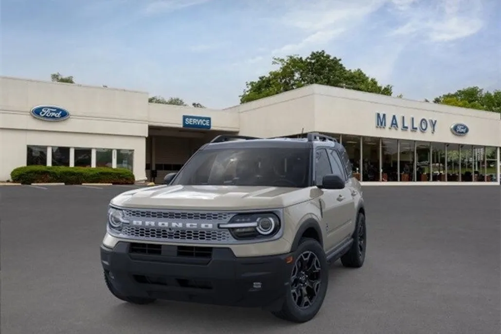2025 Ford Bronco Sport Outer Banks photo 1