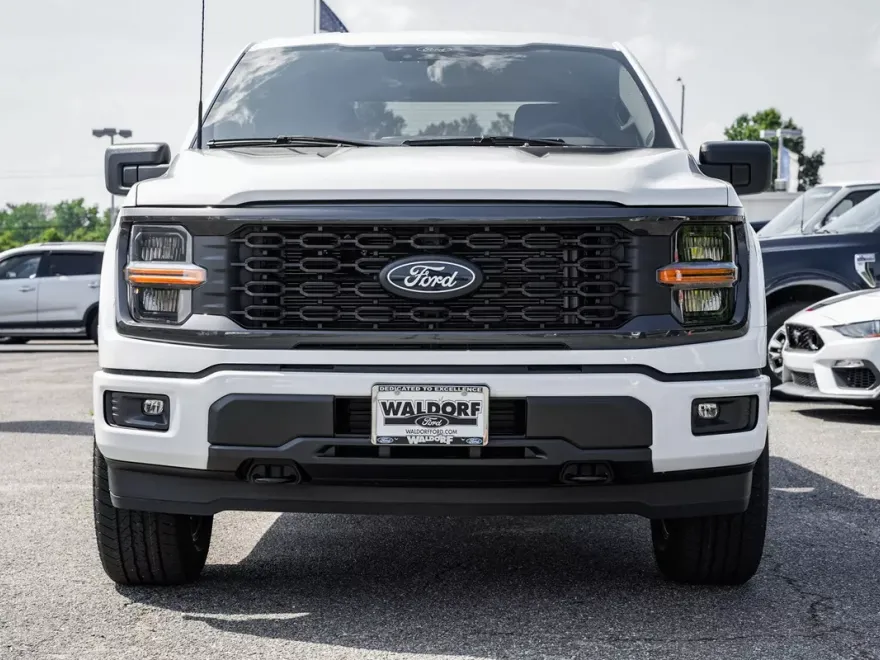 2025 Ford F-150 STX photo 1