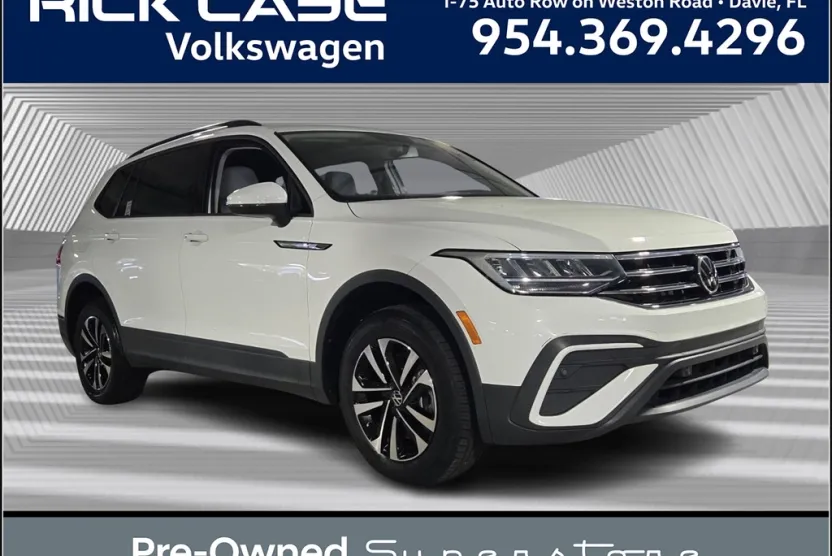 2022 Volkswagen Tiguan S photo 1