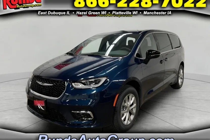 2025 Chrysler Pacifica photo 1