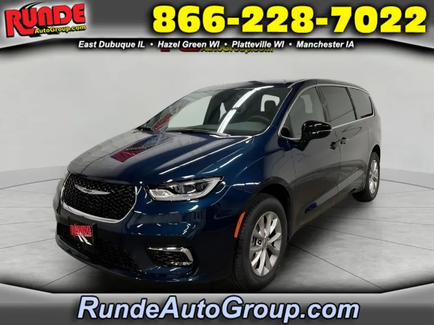 2025 Chrysler Pacifica photo 1